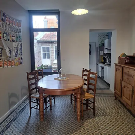 L'iris Au Coeur De Pour 4 Pers *